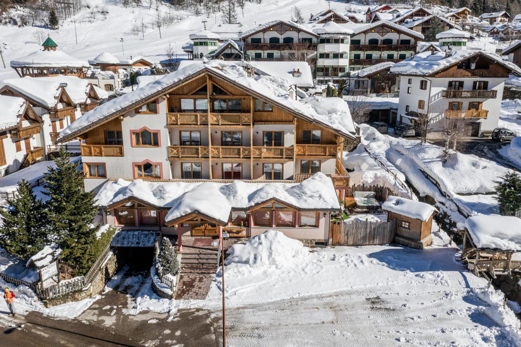 Active Hotel Gran Zebru' Cogolo Εξωτερικό φωτογραφία