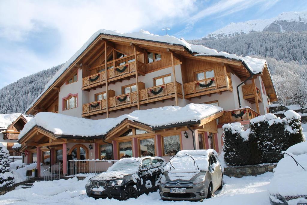 Active Hotel Gran Zebru' Cogolo Εξωτερικό φωτογραφία